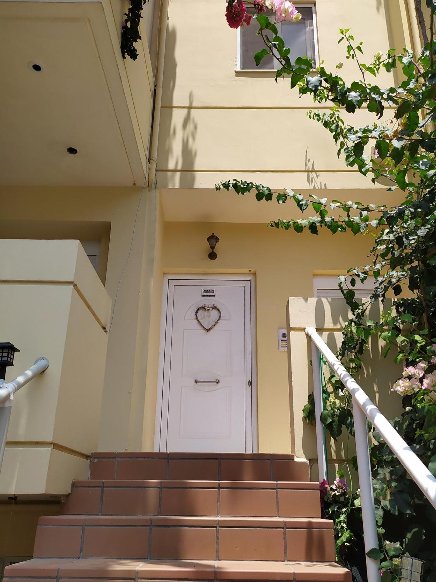 Georgia'S Family Apartment Heraklion  Екстер'єр фото