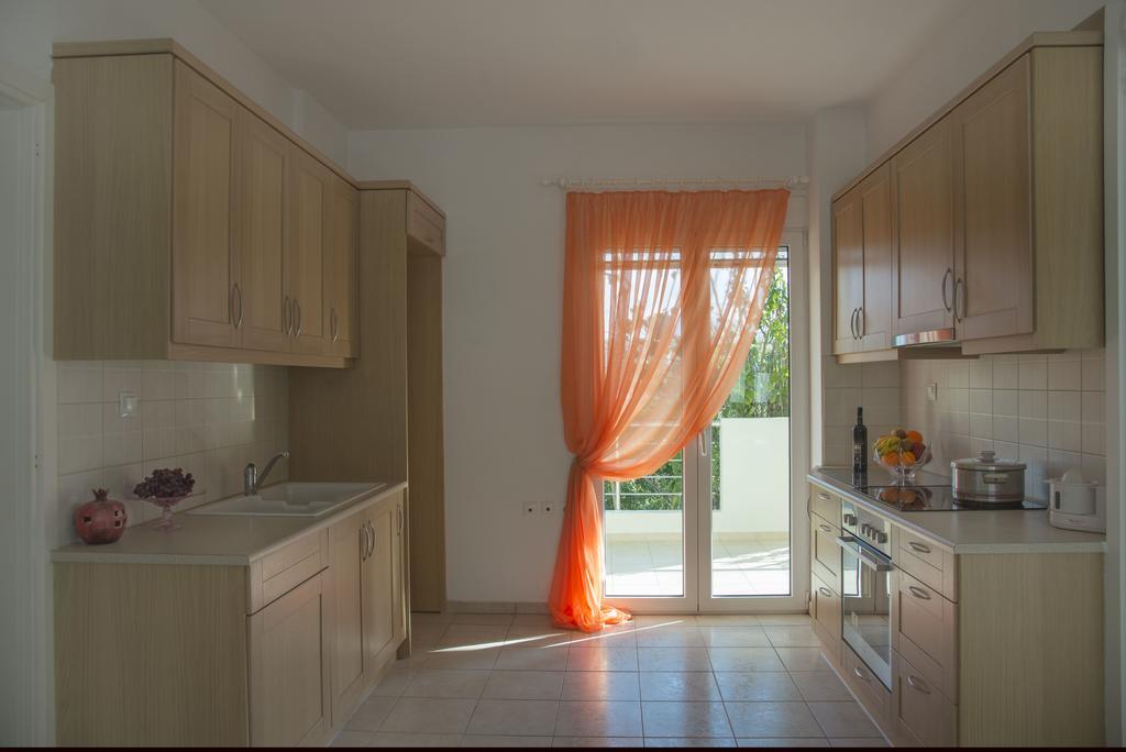Georgia'S Family Apartment Heraklion  Екстер'єр фото